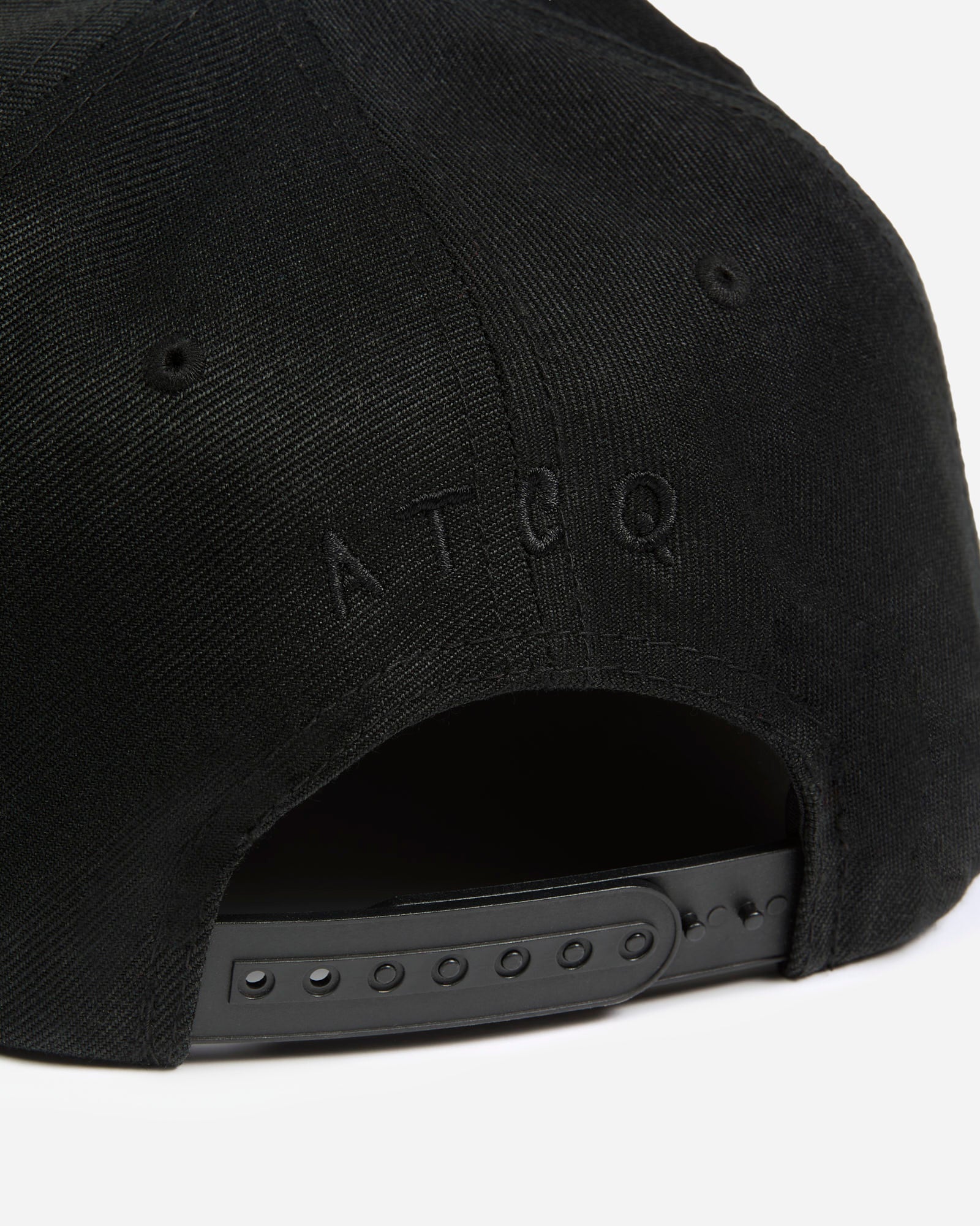 Tribe Block Snapback Black Hat